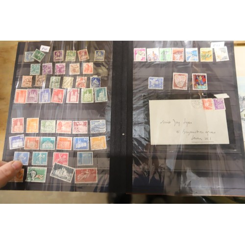 391 - World stamps