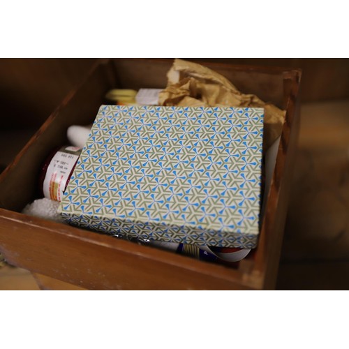 415 - Sewing box (bee hive style)