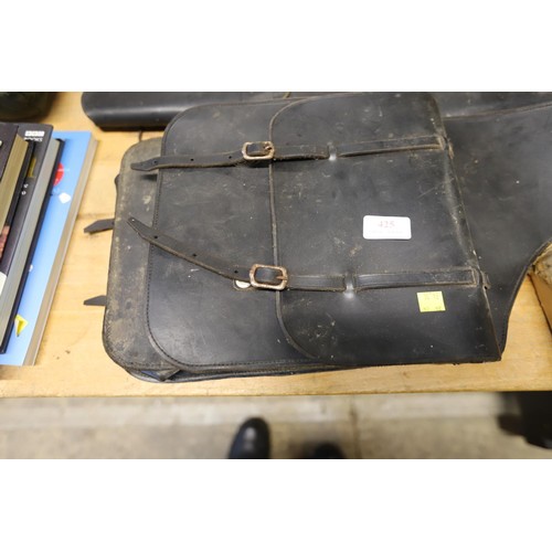 425 - Gun carry case & bag for horse