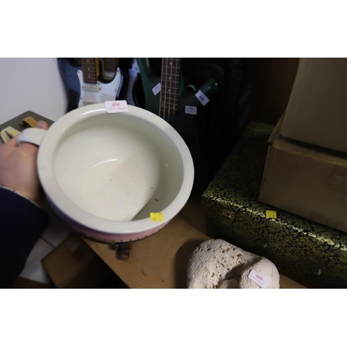 450 - Chamber pot