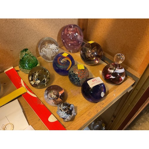 491 - Collection of paperweights