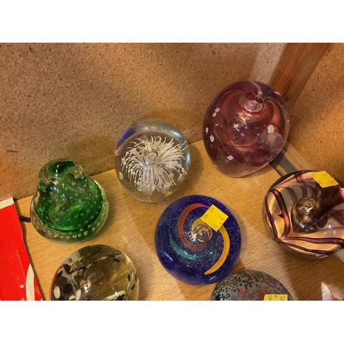 491 - Collection of paperweights