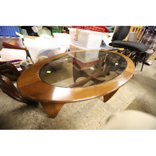 681 - Teak oval low glass top coffee table