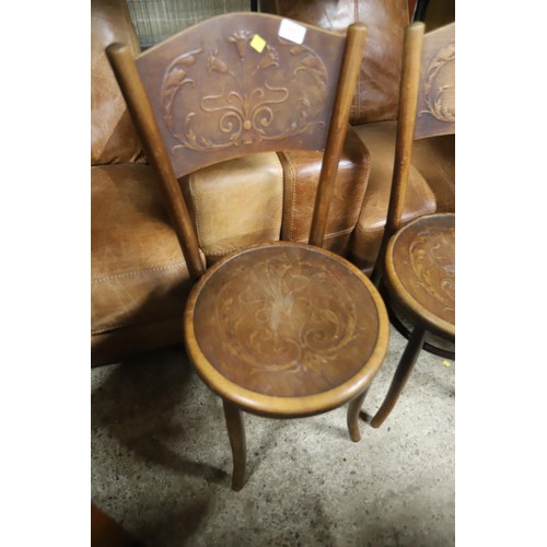 679 - Pair of Bentwood chairs