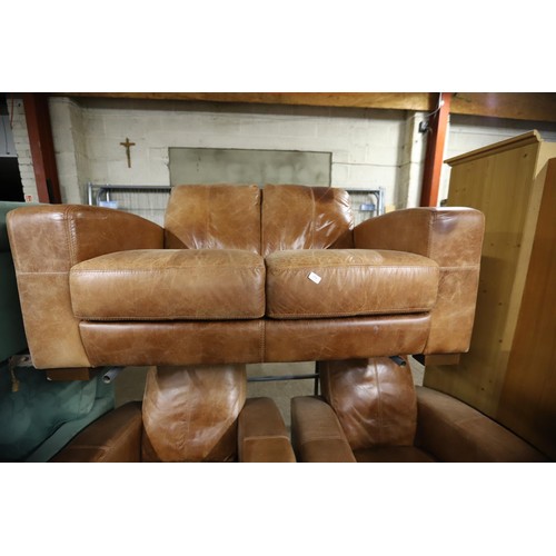 678 - 3 piece leather suite, consisiting of 2 armchairs & 2-seater sofa