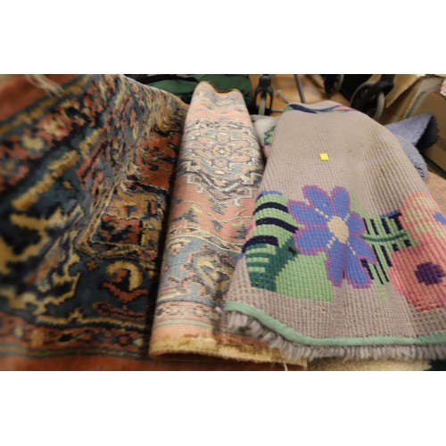 86 - Selection of mixed rugs