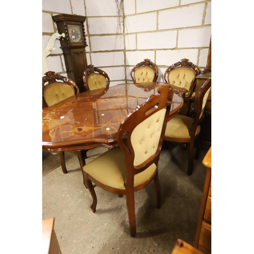 588 - Italian table & 6 chairs