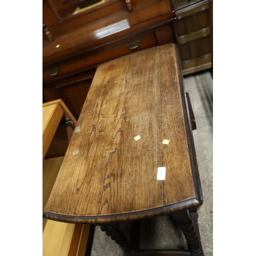 591 - Oak barley twist drop leaf table