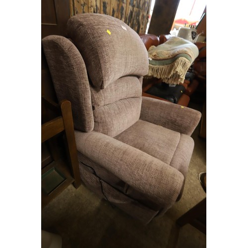 597 - Electric reclining chair - warranted until 12 noon Tuesday following the above sale