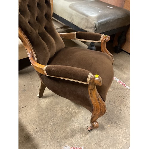 610 - victorian spoonback chair