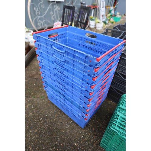 63 - 10 plastic crates