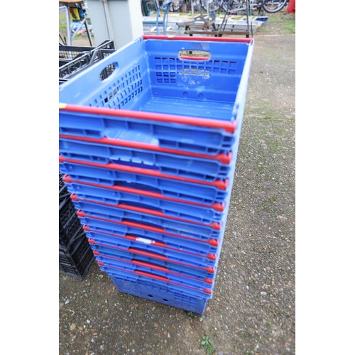 63 - 10 plastic crates