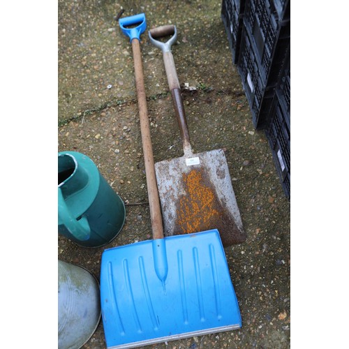 66 - Snow shovel & shovel