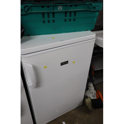 90 - Fridge - warranted until 12 noon Tuesday following the above sale