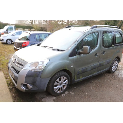 1 - Citroën berlingo reg:AO11FJN - Mot until 24 October 2025 - need new battery