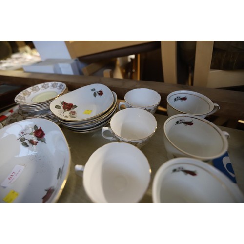 489 - Part tea sets