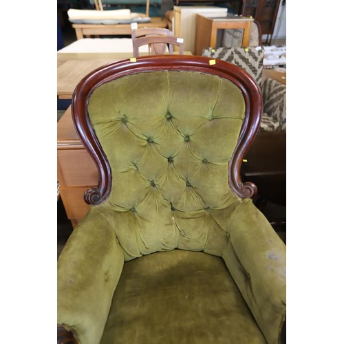 538 - Victorian spoon back chair