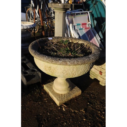 28 - Large round garden planter