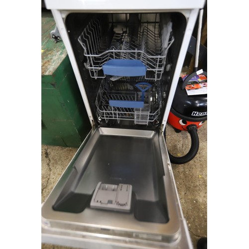 108 - Bosch slimline dishwasher - warranted until 12 noon Tuesday following the above sale