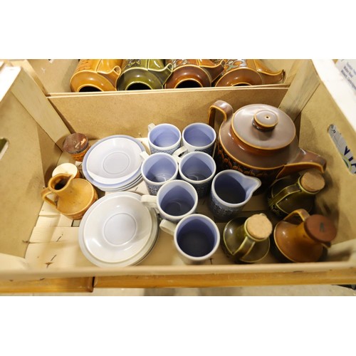 258 - 6 trays of Hornsea pottery