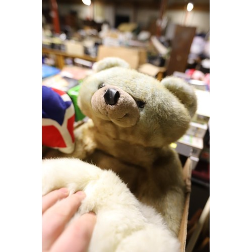 273 - Collection of London 2012 Olympic mascots & box of teddy bears with vintage small one