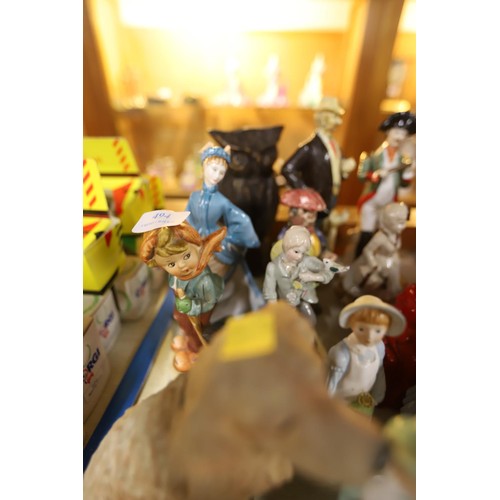 494 - Mixed figurines, animals, etc