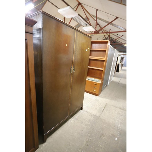 504 - Waring & Gillow Double gents wardrobe