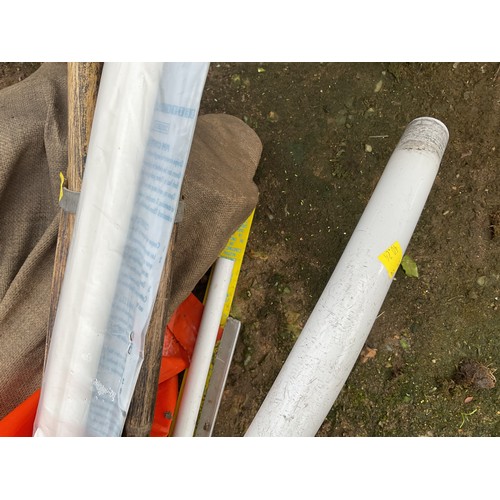 44 - 2 x sets of drain rods, plastic pipe etc