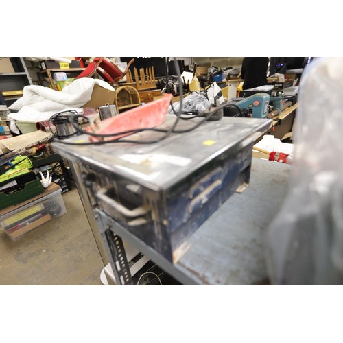 69 - Tile cutter - warranted until noon Tuesday following the above sale