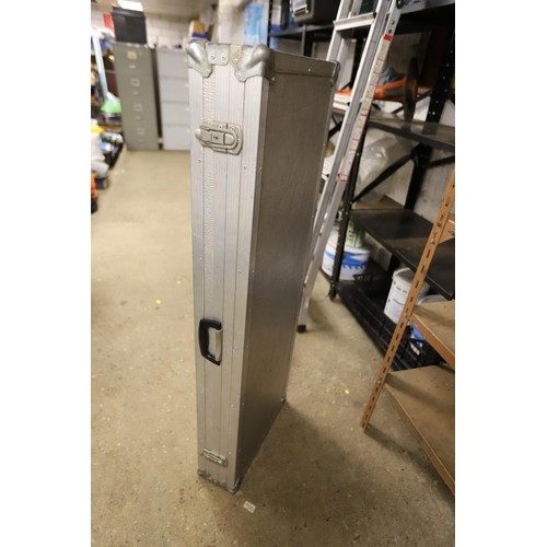 101 - Aluminium flight box, large