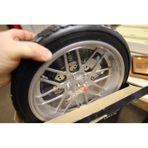 107 - Autosport wall clock