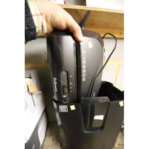 116 - Large paper shredder - warranted until noon Tuesday following the above sale