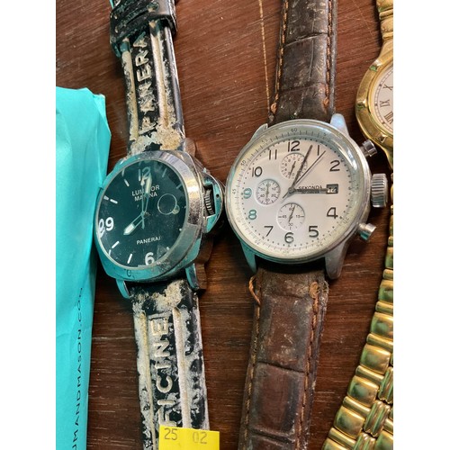 378 - Qty of watches