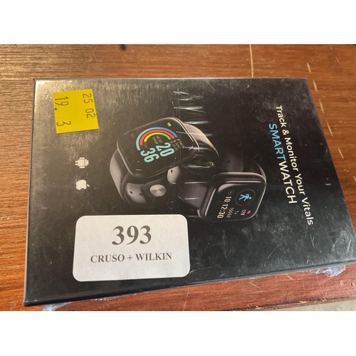 393 - As new smart watch - still sealed