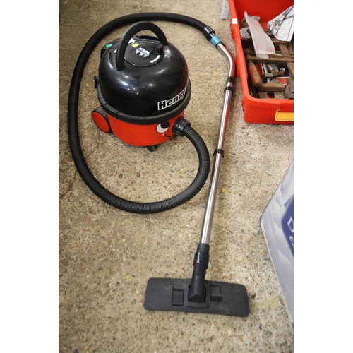 110 - Henry hoover - warranted until noon Tuesday following the above sale