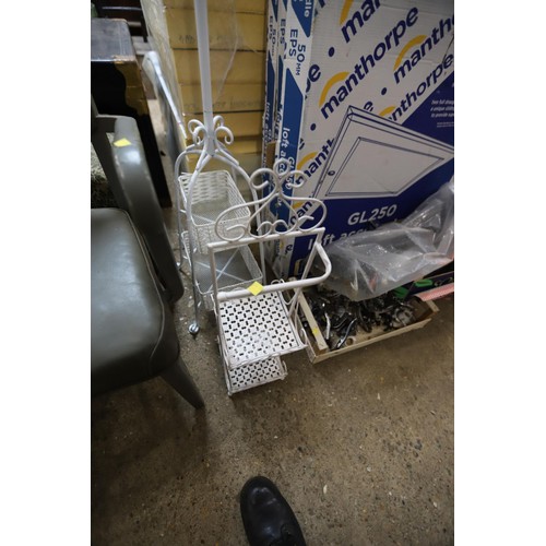 132 - Metal coat stand & small metal holder