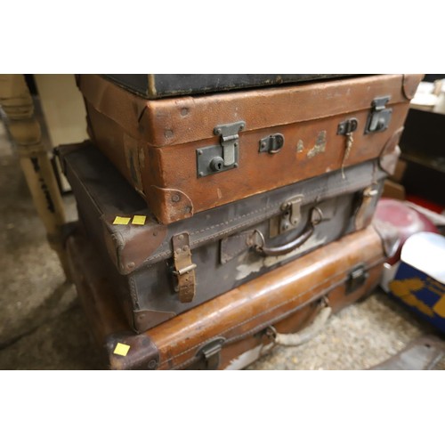 170 - 5 antique suitcases