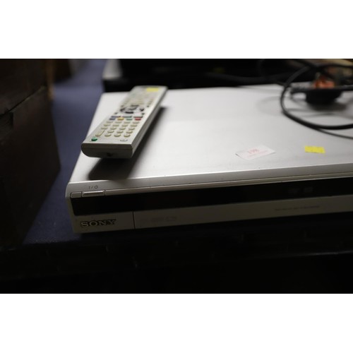 198 - Sony DVD recorder - warranted until 12 noon Tuesday following the above sale