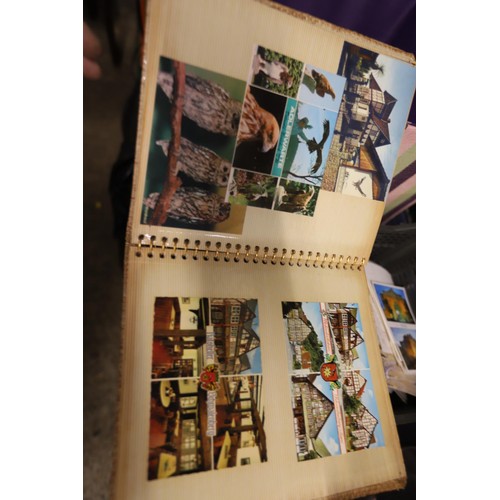 230 - Tray of various postcards