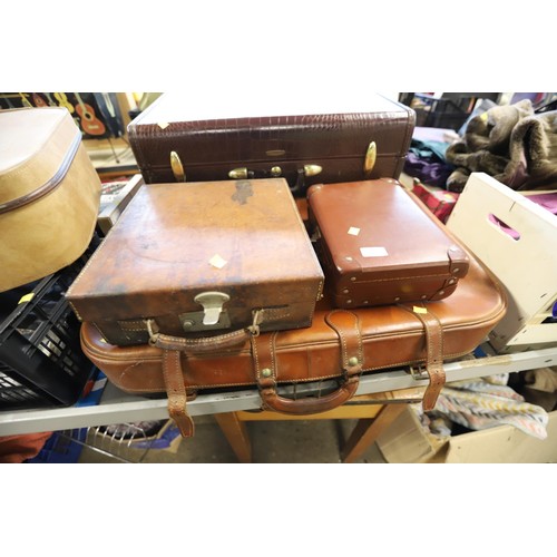 275 - Various leather & other cases, incl Samsonite