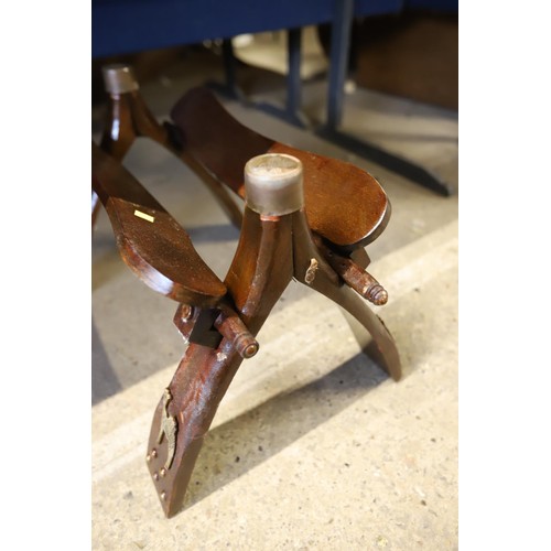 295 - Camel saddle seat