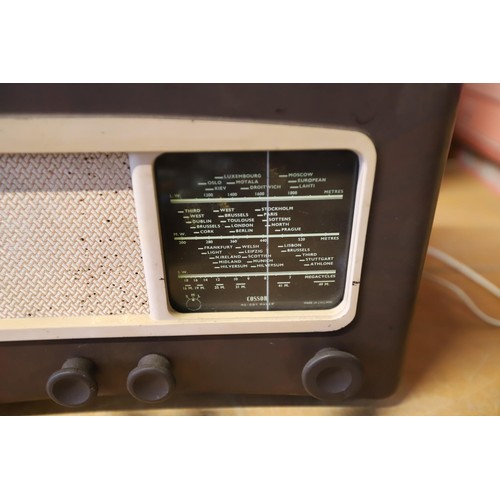 328 - Vintage radio