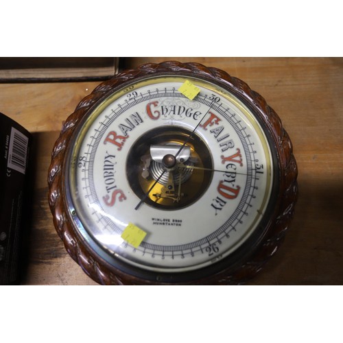 330 - Winlove Brothers of Hunstanton hanging wall round barometer