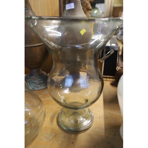 372 - Large glass unused items