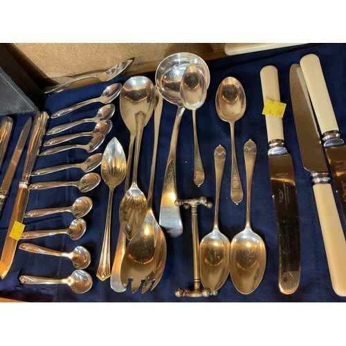 409 - Qty of plated cutlery, incl Mappin & Web