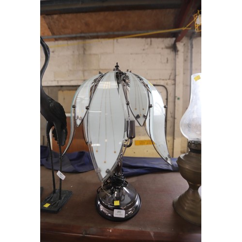 364 - Decorative lamp - warranted until 12 noon Tuesday following the above sale