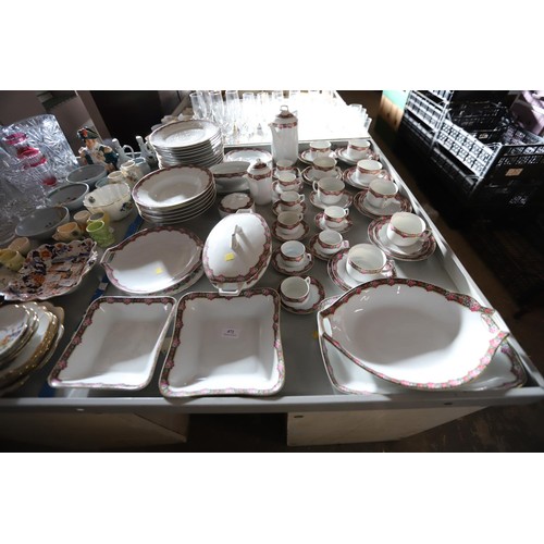 490 - German tea/coffee sets & part dinner service