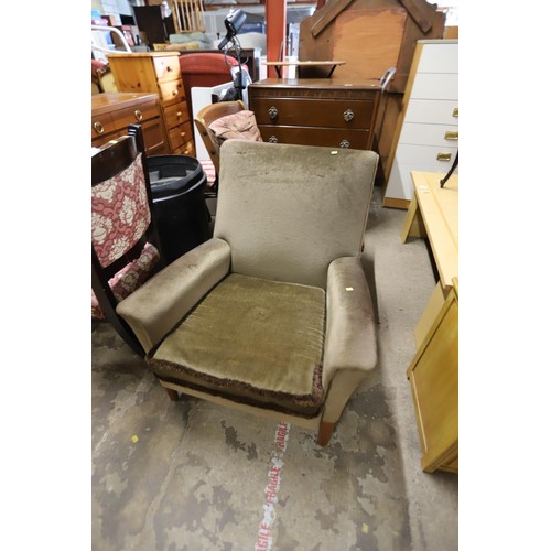 552 - Cromwell-Worton Ltd model 100-101 easy chair frame & retro stool