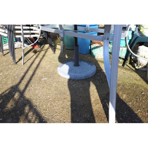 55 - Garden table, 4 chairs, parasol, cushions