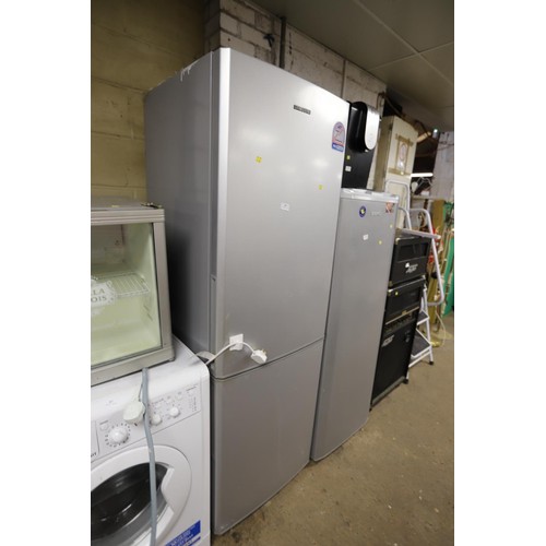 88 - Samsung fridge freezer silver - warranted until 12 noon Tuesday following the above sale